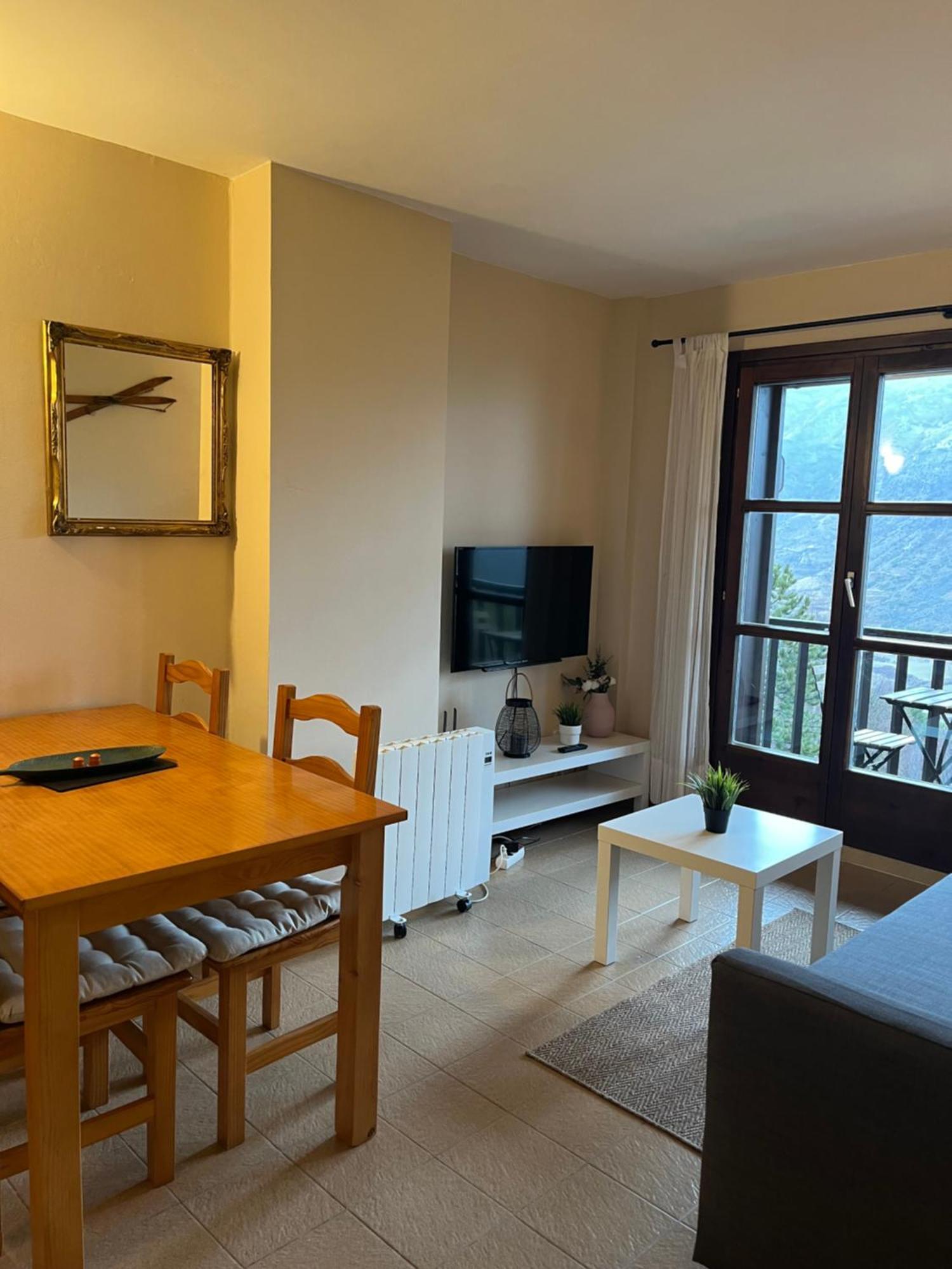 Roxy House - Apartamento A Pie De Pistas De Эспот Экстерьер фото
